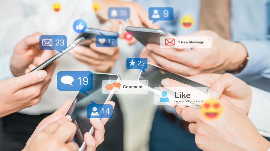 How to Build an Engaged Online Community
