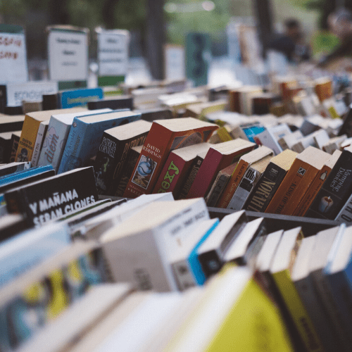 Vários livros